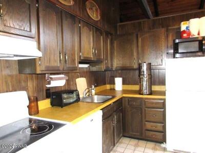 102 Surrey Lane, Lords Valley, Pennsylvania 18428, Stati Uniti