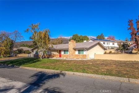 13445 Oak Mesa Drive, Yucaipa, 加利福尼亚州 92399, 美国
