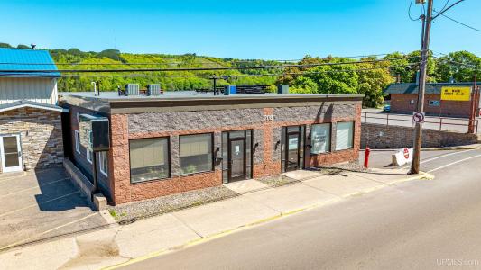 208 E Montezuma, Houghton, Michigan 49931, USA