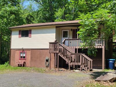 2153 Gravel Road, Canadensis, Pennsylvania 18325
