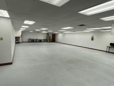 5233 S Old State Road 37 , Open Workspace, Bloomington, 印第安納州 47401, 美國