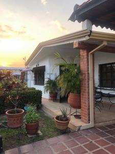 Urbanización Lomas de Alto Barinas N 15 Conjunto Residencial Guayacan, Barinas, Barinas 5201, Venezuela