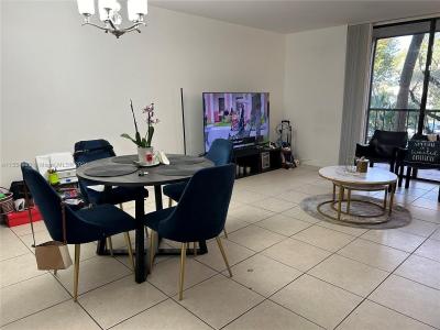 8025 SW 107th Ave 203, Miami, Florida 33173