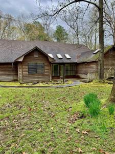 6700 Twin Oaks Lane, Pine Bluff, Арканзас 71603, Соединенные Штаты