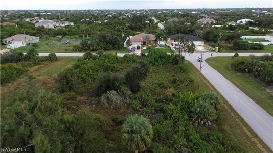 13344 Waukesha Avenue, Port Charlotte, Flórida 33981, Estados Unidos