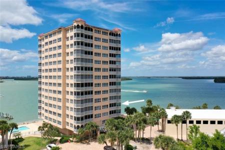 8751 Estero Boulevard 304, Bonita Springs, Florida 33931