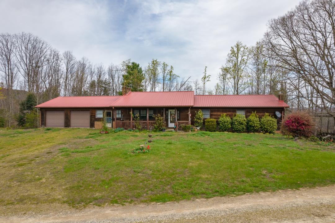 225 Frye Heights Lane, Taylorsville, North Carolina 28681, Stati Uniti
