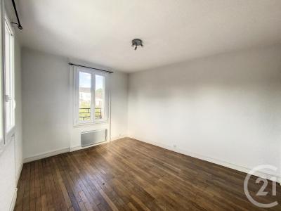 Melun, Île-de-France 77000, France