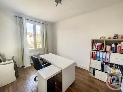 Melun, Île-de-France 77000, France