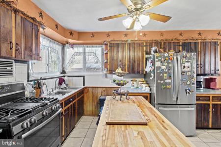 674 MAGNOLIA ROAD, VINELAND, New Jersey 08360, HOA KỲ