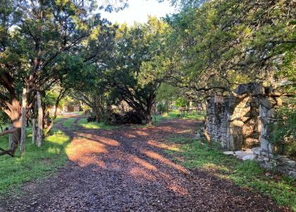 207 Hub Dr, Wimberley, Texas 78676, USA
