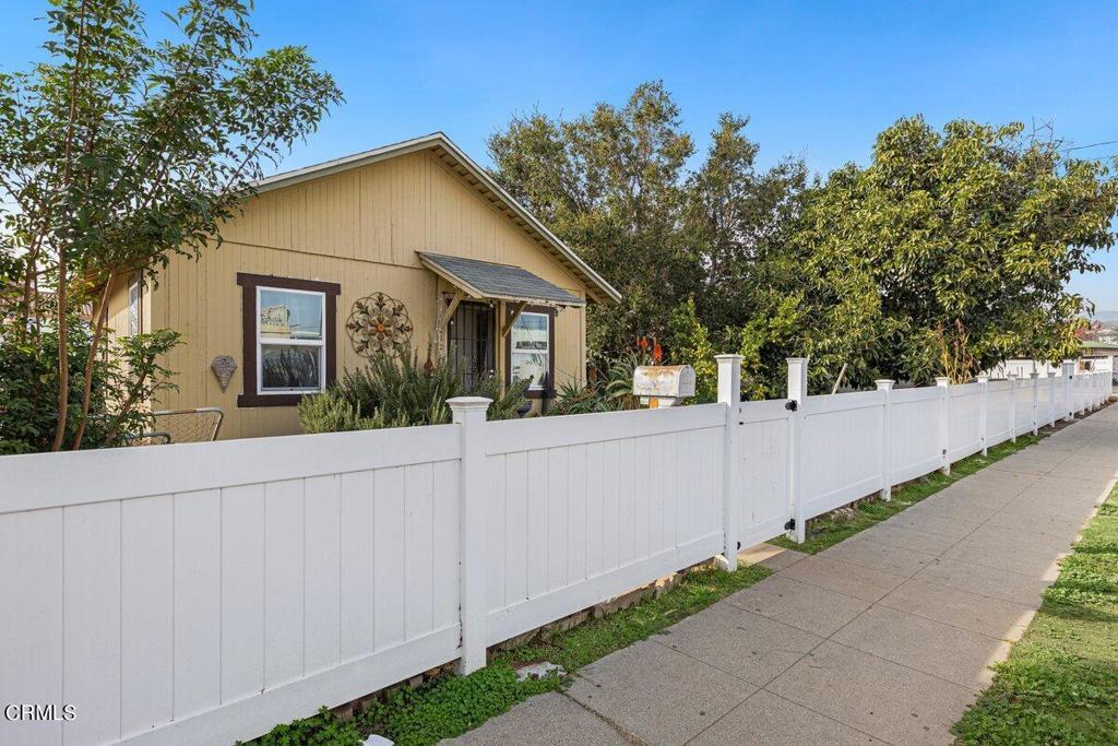 120 S Ojai Street, Santa Paula, Kalifornien 93060, USA