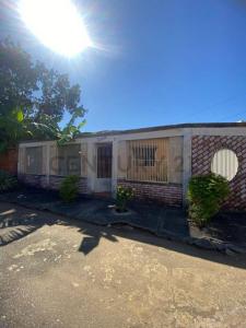 2 Urbanizacion Los Topografos 2, Barinas, Barinas 5201, Venezuela