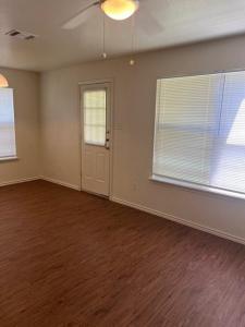 1017 Christopher Ave A, Round Rock, Texas 78681