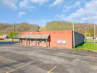 1009 Lake Drive, Prestonsburg, Kentucky 41653, USA