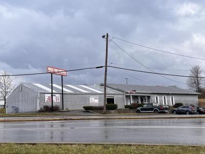 3695 W State Road 45, Bloomington, Indiana 47403, États-Unis
