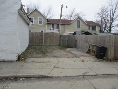 4324 Warner Road, Cleveland, Ohio 44105, États-Unis