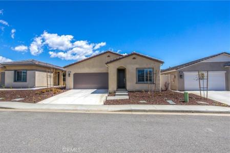 1570 Lismore Lane, Beaumont, Kaliforniya 92223, Amerika Birleşik Devletleri