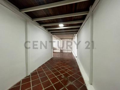Calle Bolívar - Las Fuentes Quinta Nika, Caracas, Distrito Capital 1020, ベネズエラ