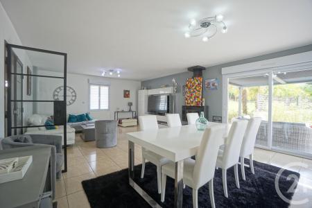 Ballan Mire, Centro 37510, França