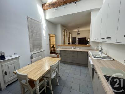 Nimes, Languedoc-Roussillon 30900, França