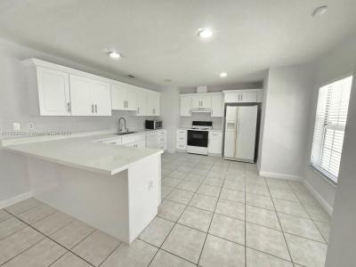18207 SW 151st Ave, Miami, Florida 33187, USA