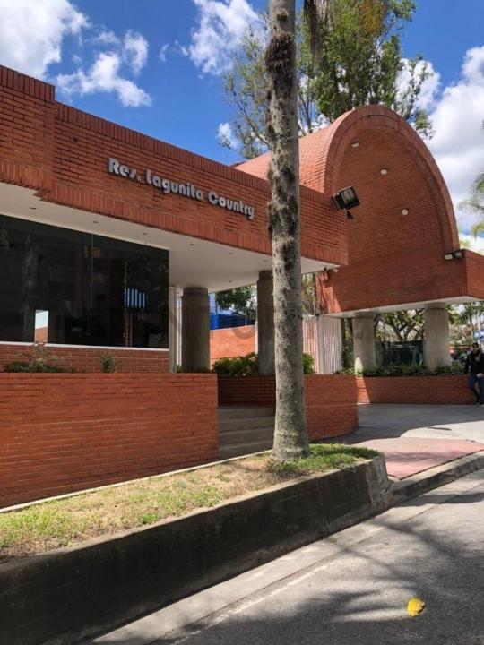 Avenida Principal Residencias Lagunita Country, Caracas, Miranda 1083, Venezuela
