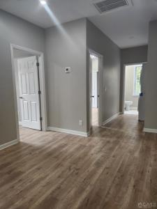 671 Lamberton Street 2, Trenton, New Jersey 08611, États-Unis