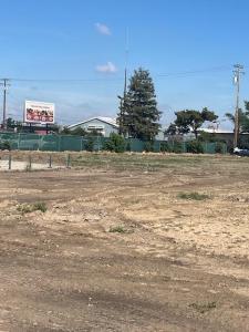 1100 E Main Street, Visalia, California 93292, Estados Unidos