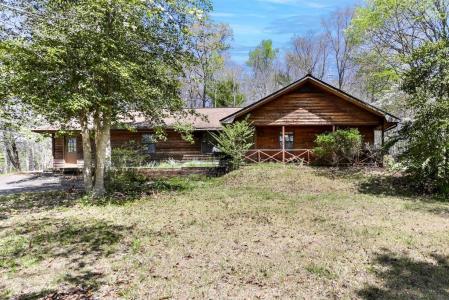 2015 Pine Lake, Hiawassee, Georgia 30546