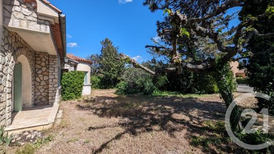 Cheval Blanc, Provence-Alpes-Côte D'Azur 84460, France