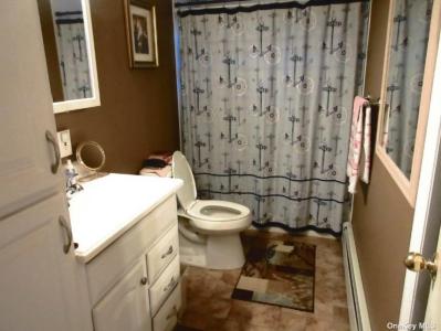 16 Deer Drive, Sound Beach, New York 11789, États-Unis