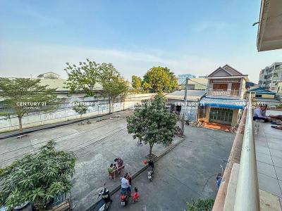 Chak Angrae Leu, Mean Chey, Phnom Penh, Cambodia