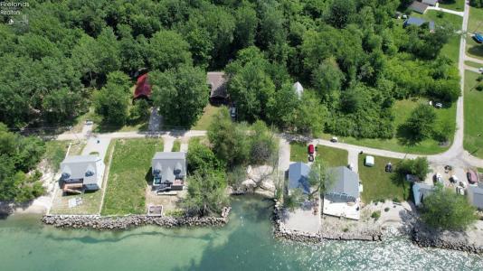 393 Harborview Drive, Middle Bass Island, Ohio 43446