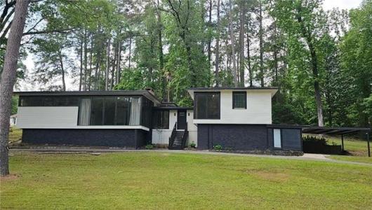 212 HILLTOP Drive, Pineville, Louisiana 71360, USA