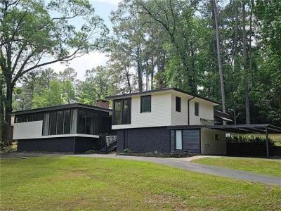 212 HILLTOP Drive, Pineville, Louisiana 71360, USA
