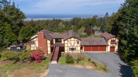 33451 Little Valley Road, Fort Bragg, 加利福尼亚州 95437, 美国