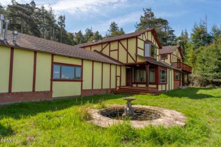 33451 Little Valley Road, Fort Bragg, 加利福尼亚州 95437, 美国