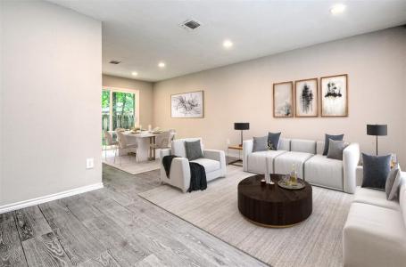 31 Sheep Meadow Place, The Woodlands, Texas 77381