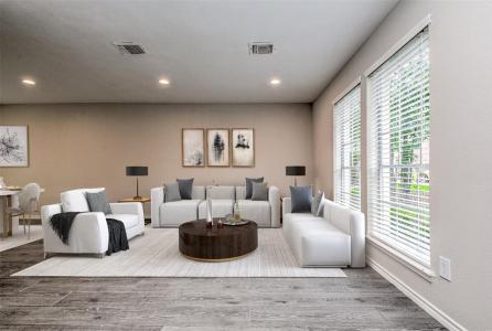 31 Sheep Meadow Place, The Woodlands, Texas 77381