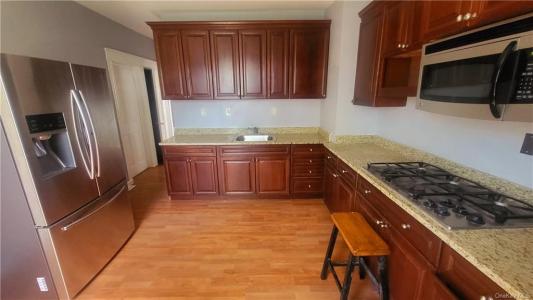 104 Winnikee Avenue 1, Poughkeepsie, نيويورك 12601, الولايات المتحدة