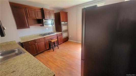 104 Winnikee Avenue 1, Poughkeepsie, NY 12601, USA