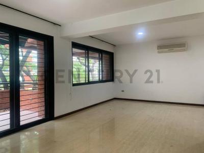 Av. Principal de Sebucán Residencias Miramor, Caracas, Miranda 1071, Venezuela