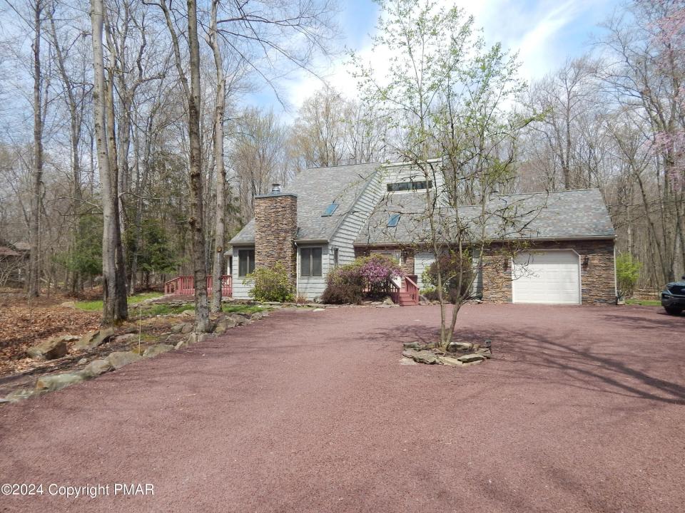5179 Pioneer Trail, Pocono Pines, Pennsylvanie 18350, États-Unis