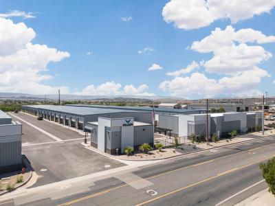 Bldg H 24 E. Industrial DR, واشنطن, يوتا 84780, الولايات المتحدة