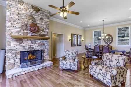 1527 Victoria Woods Drive, Hiawassee, Georgia 30546, USA