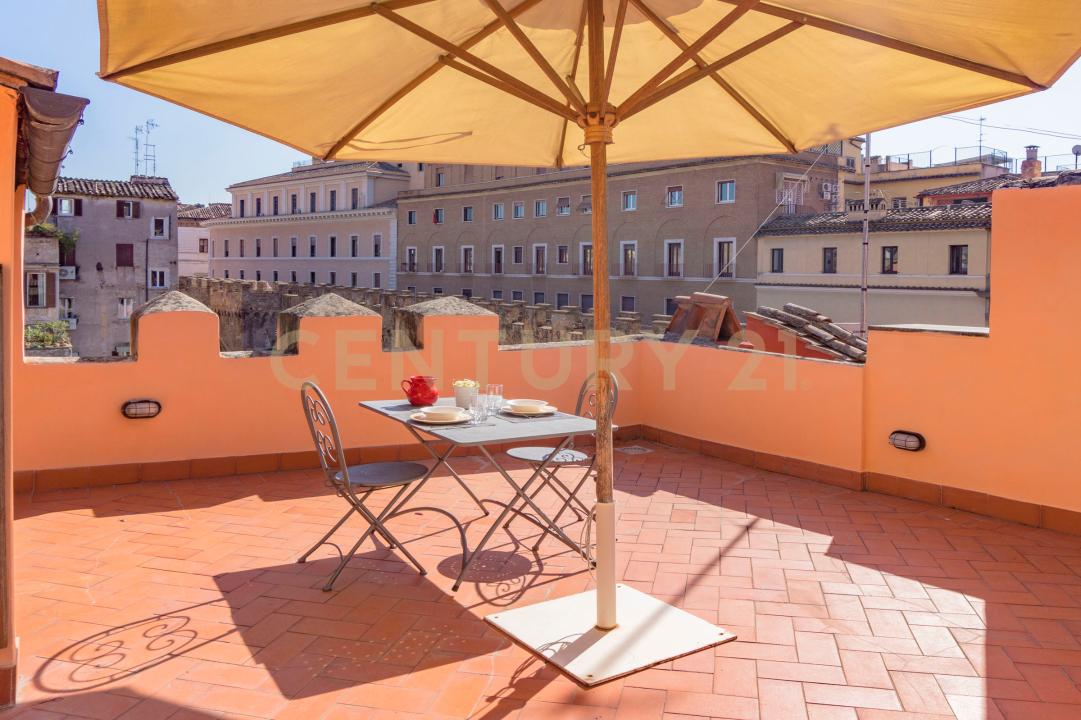 Condominium/CoOp For Rent, Vicolo del Farinone Rome Lazio 00193 Italy