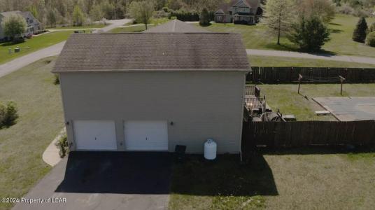 121 Alexander Drive, Sugarloaf, Pennsylvania 18249, USA