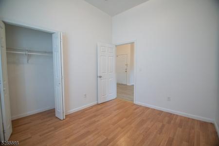 109 South Park Street Unit 3, Elizabeth City, 紐澤西州 07206-1813, 美國