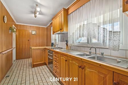 32 Roberts Avenue, Mulgrave, VIC 3170, Australia